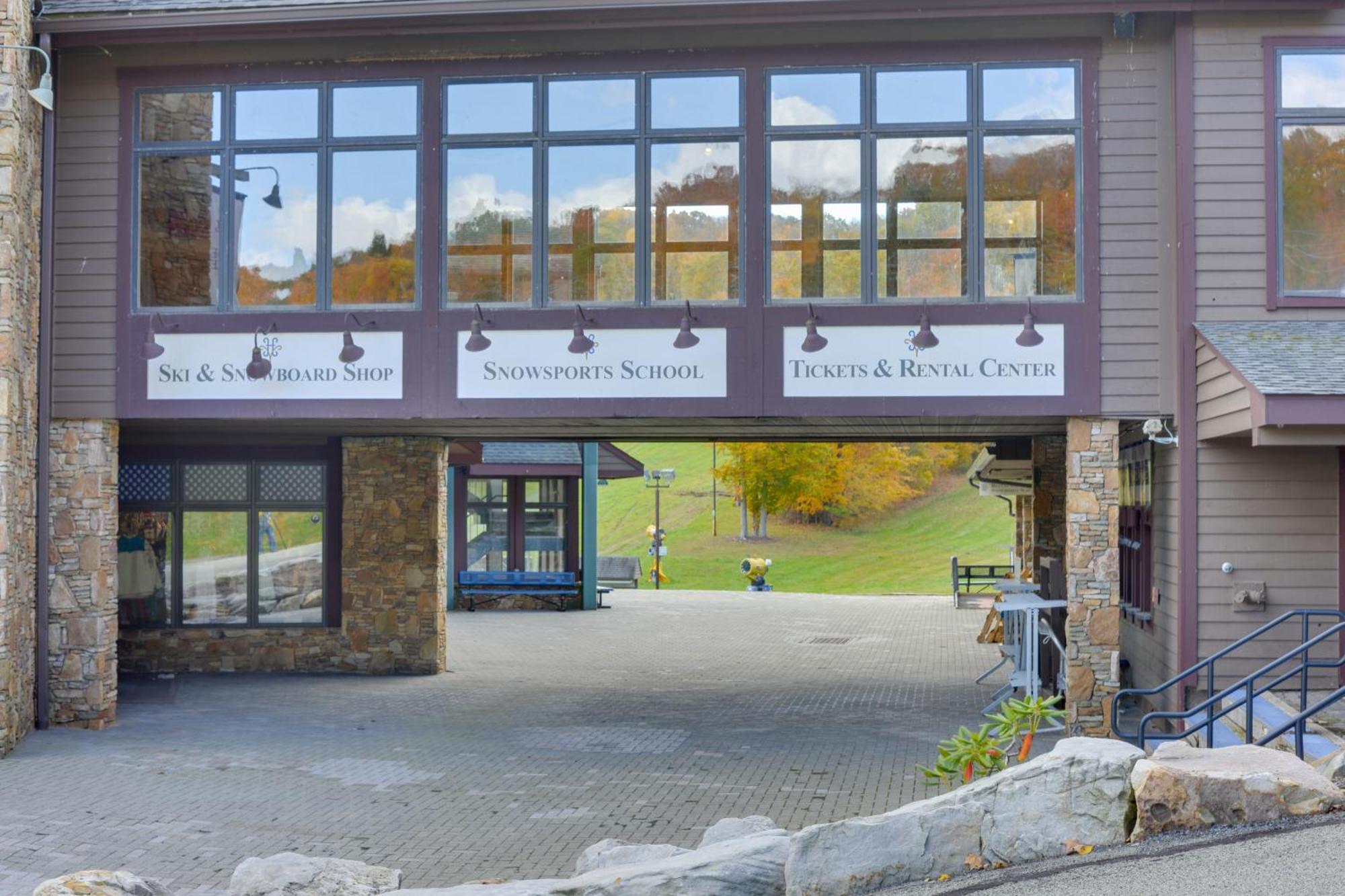 Charming Hidden Valley Resort Home Walk To Slopes Champion Экстерьер фото